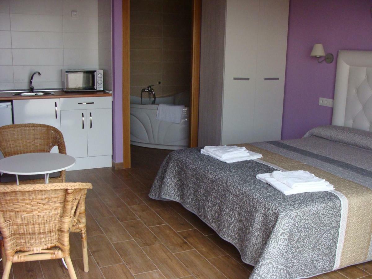 Apartamentos Rurales Manolo Casas del Monte Exterior photo