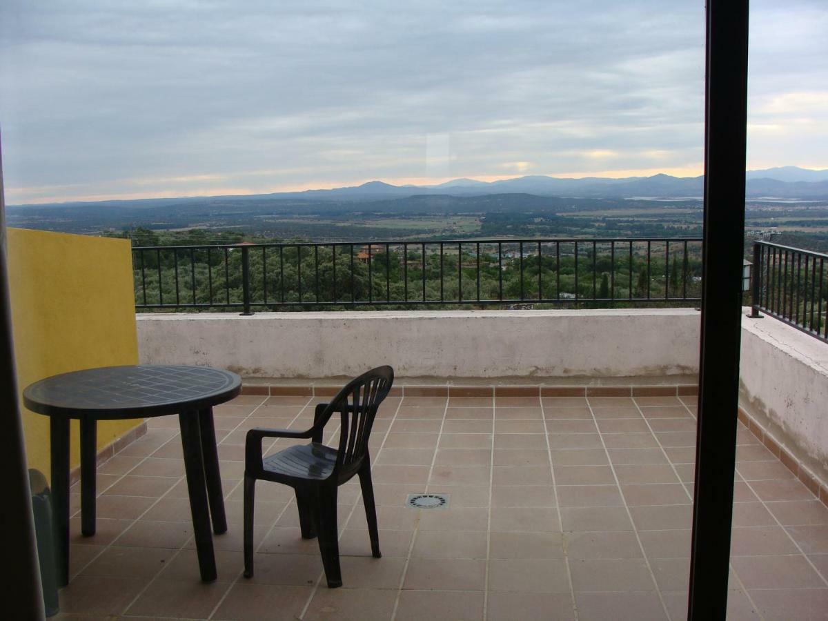Apartamentos Rurales Manolo Casas del Monte Exterior photo